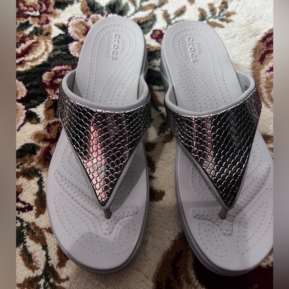 CROCS DUAL COMFORT Arch Support, SANDALS , FLATS sz. 10W - Picture 4 of 6